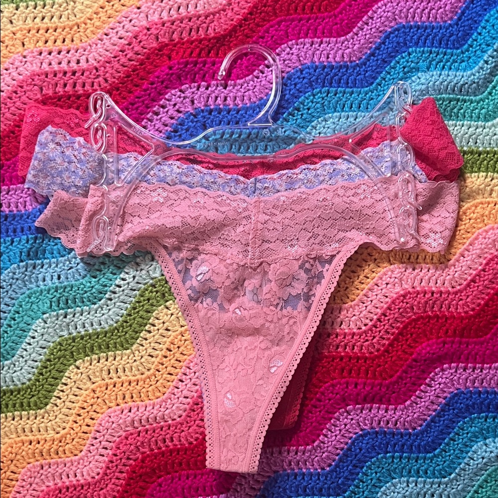 Elegant Pink Lace Women's Intimate bikini thongs‎ nwot x3 size L